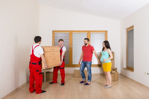 Removal truck suitable for local moves in Belsizepark